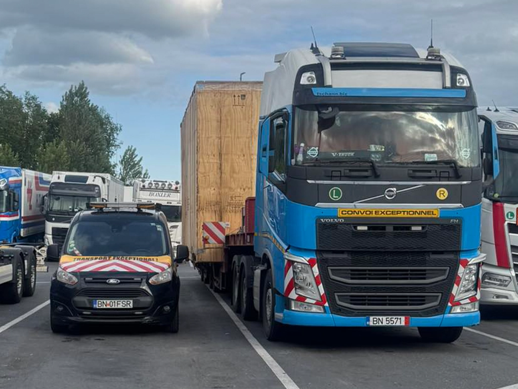 O mica parte din flota de transport agabaritic